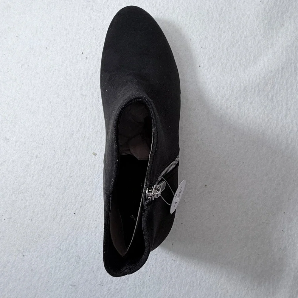 Sonoma Goods For Life Osmona Black Faux Suede Memory Foam Ankle Booties Girls 6